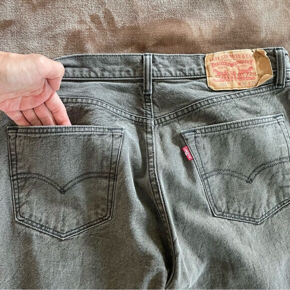 Levi Strauss & Co. Men's Gray Jeans Yellow Backing Button Fly Size 34/34 - Picture 11 of 12